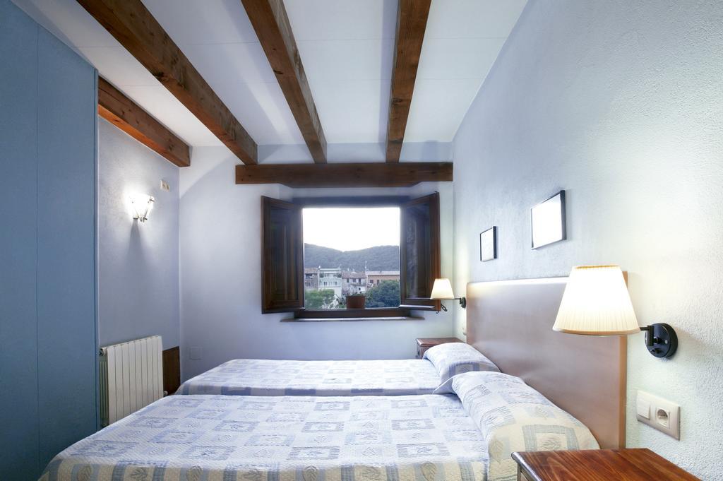 Allotjaments Placa Major-Grevol Santa Pau Room photo